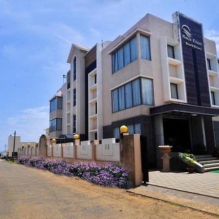 פורי Gold Coast Beach Resort מראה חיצוני תמונה
