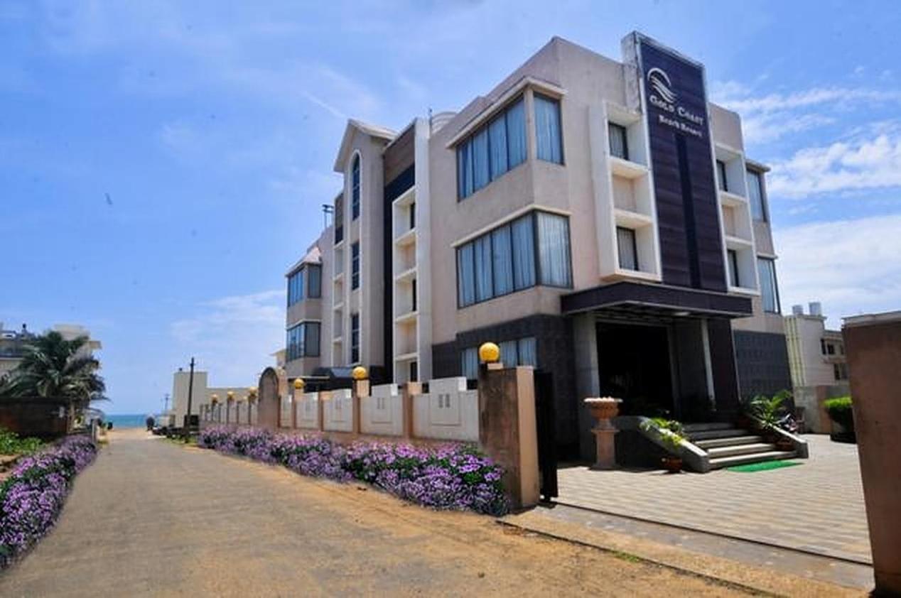 פורי Gold Coast Beach Resort מראה חיצוני תמונה